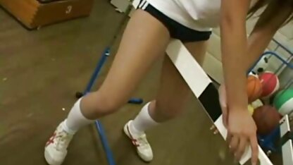 Elena seduzindo vídeo pornô sexo caseiro