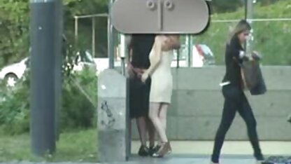 A bela Lésbica da video caseiro pono MILF é gira, calma e divertida.