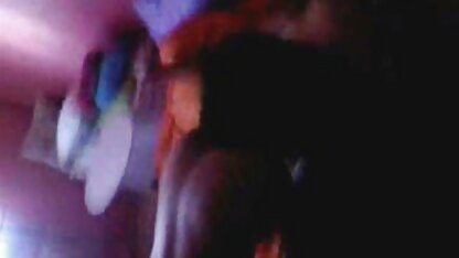 Loira a brincar com porno nacional com dp rata