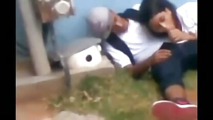 Uma garrafa de vinho revela a filmes pornograficos nacionais natureza Bissexual.