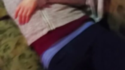 A miúda é fodida por uma filme porno hd nacional pila grande