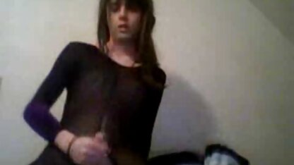 A Pickuper fodeu delicadamente a amiga na rata videos pornou caseiro e borrifou-a com o cu cúbico.
