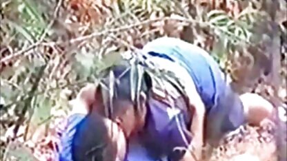 Busty mimado com um ver video porno nacional Broche Garganta