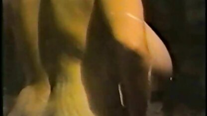 Felizmente, depois filmes nacionais pornográficos da masturbação.