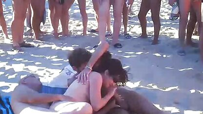 Uma rapariga de pornô caseiro com casada 18 anos quase tinha ódio Anal