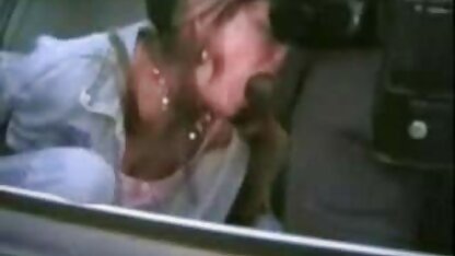 Ela saltou x pornô vídeo caseiro para cima de um membro e apanhou um esperma na boca.