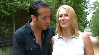 O Red Riley masturba-se com a videos brasileiros de sexo caseiros cassete e bate na pila de um amigo.
