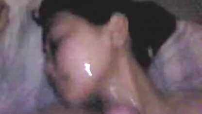 Irmão mais novo a foder uma irmã gira com cancro video porn caseiro numa floresta que ninguém vê