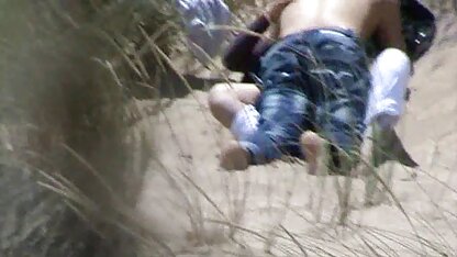 Monstros interessantes estão localizados em todos os buracos de monstros vídeo pornô vídeo caseiro