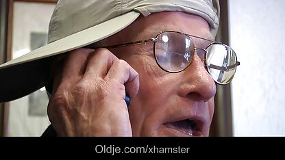 CIS a comer desejos por esperma depois de fazer uma fanfarra quero ver vídeo caseiro pornô