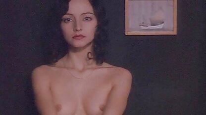 Ver Blacket black woman filme ponor caseiro na cama concorda em foder como uma puta